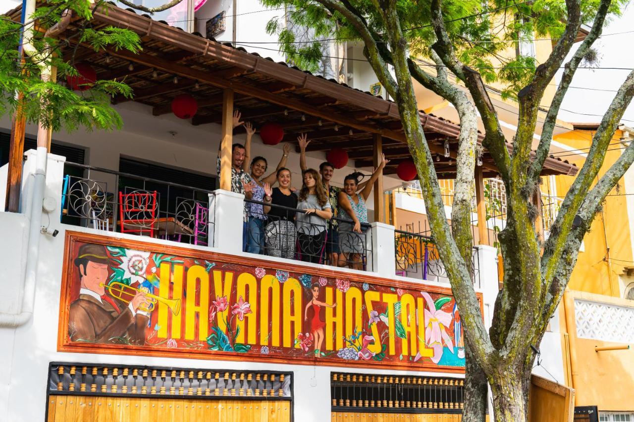 Havana Hostel Cali & Dance School Bagian luar foto